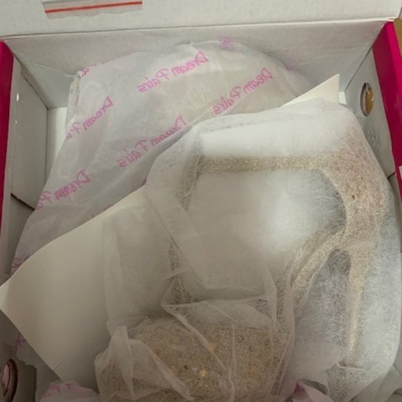 NIB DREAM PAIRS Women's Gold Glitter Open Toe High Heel Platform T-Strap Size 6 - Picture 8 of 9